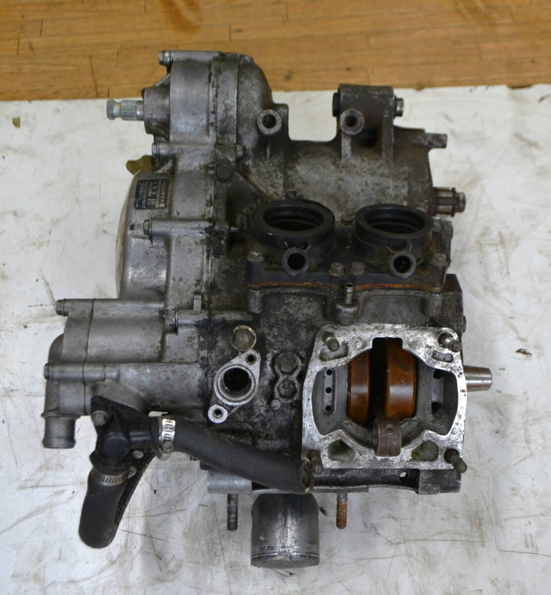 NSR250R-3 MC18 エンジン 部品取りエンジン KV3 MC16E 3型エンジン 腰下 激安 送料無料の画像4
