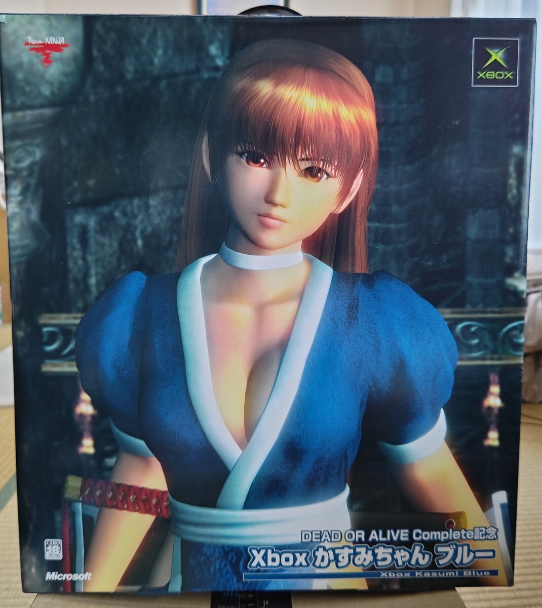 中古美品☆XBOX本体 DEAD OR ALIVE デッドオアアライブ アルティメット☆かすみちゃんブルー☆特典付き☆ソフト、DVD再生キット欠品の画像1