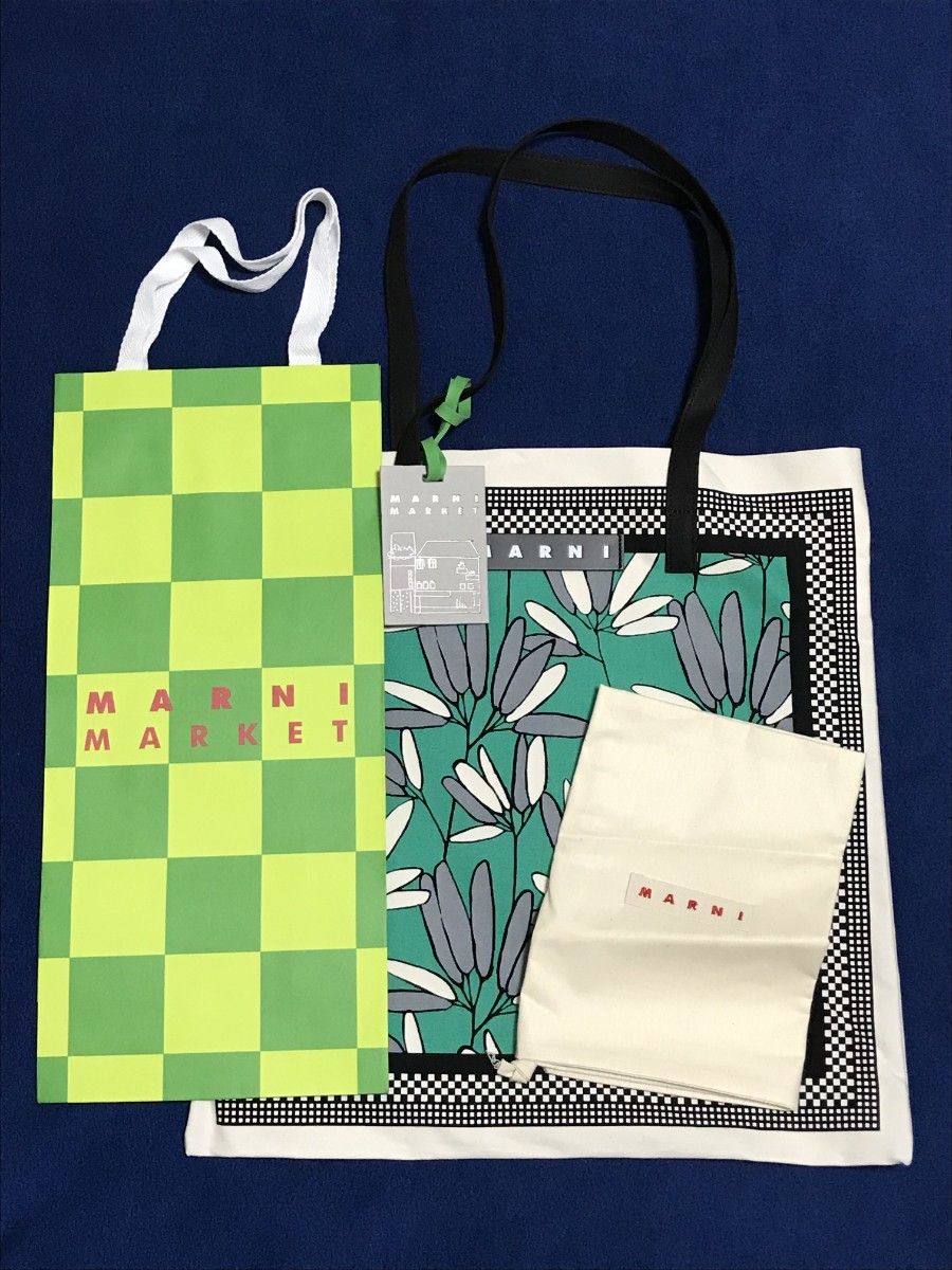 マルニ バンダナトート 新品 ファーングリーン 三越限定 MARNI マルニ バンダナトート 新品 ファーングリーン 三越限定 MARNI