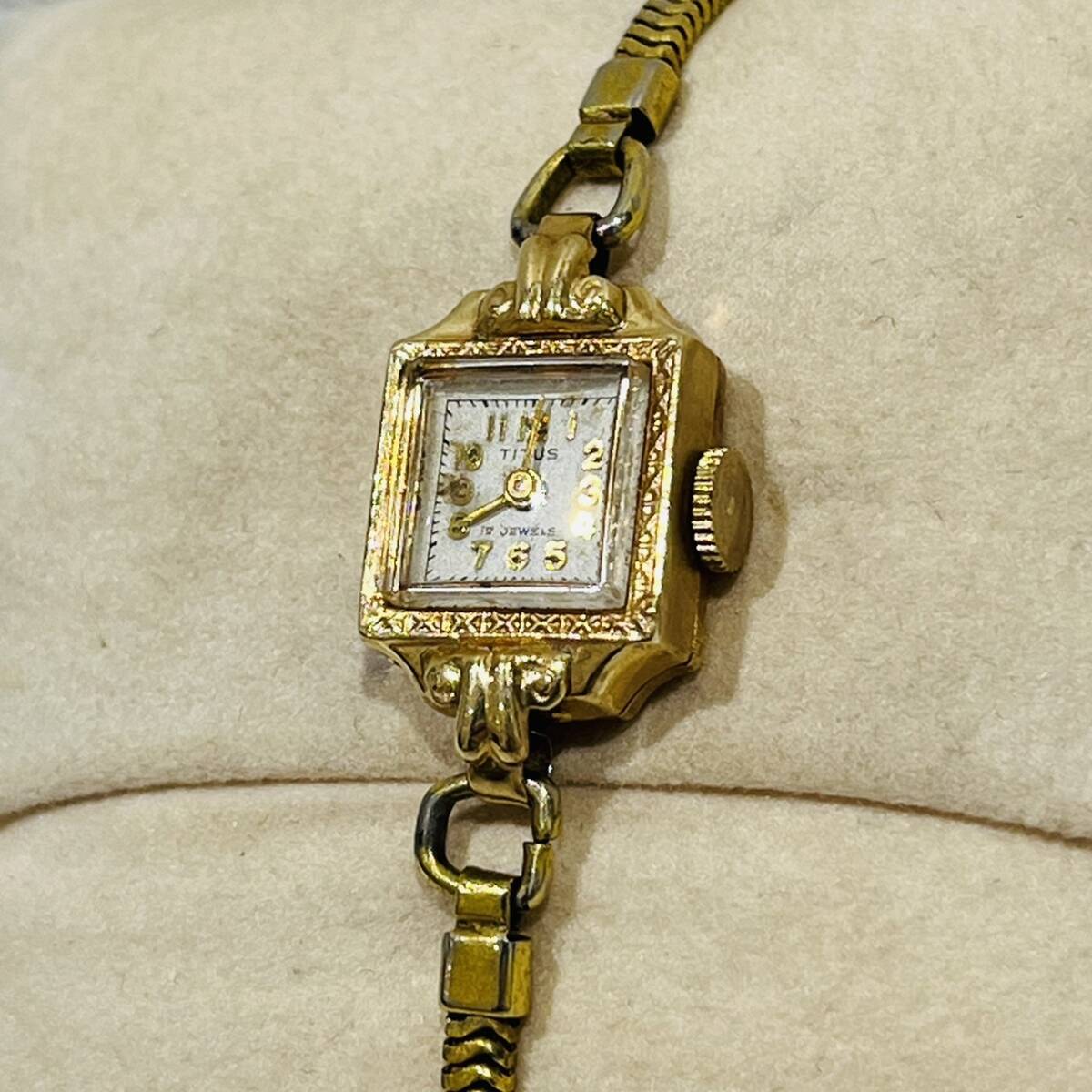 【AMT-10936】TITUS タイタス 14K 585 刻印あり 17 JEWELS 手巻き レディース 腕時計 アンティーク コレクション オールド 不動品 ジャンクの画像8