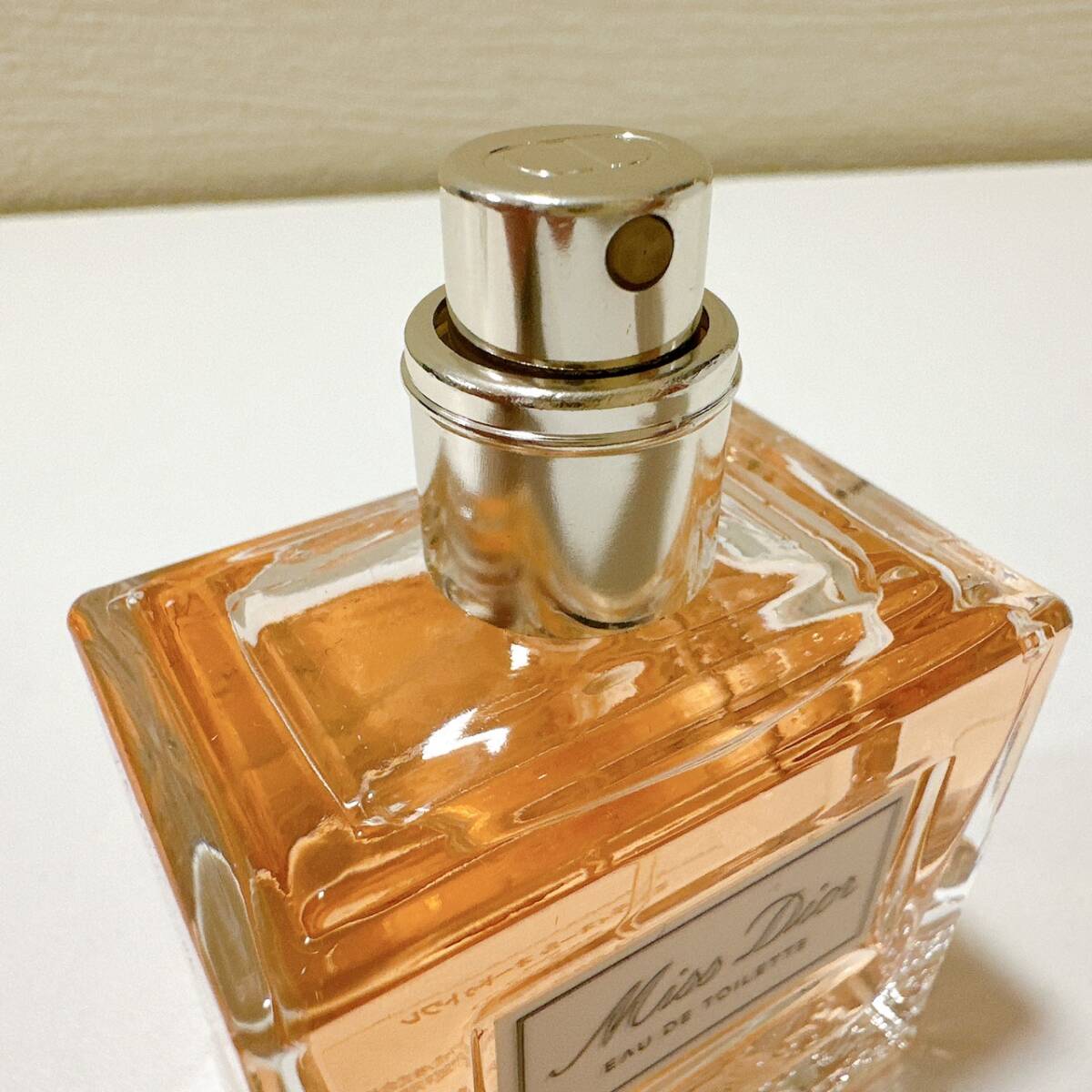 【TOA-5758】 1円～ Miss Dior ミス ディオール オードゥ トワレ 50ml ブランド香水 レディース クリスチャン リボン 残量約9割 保管品_画像6