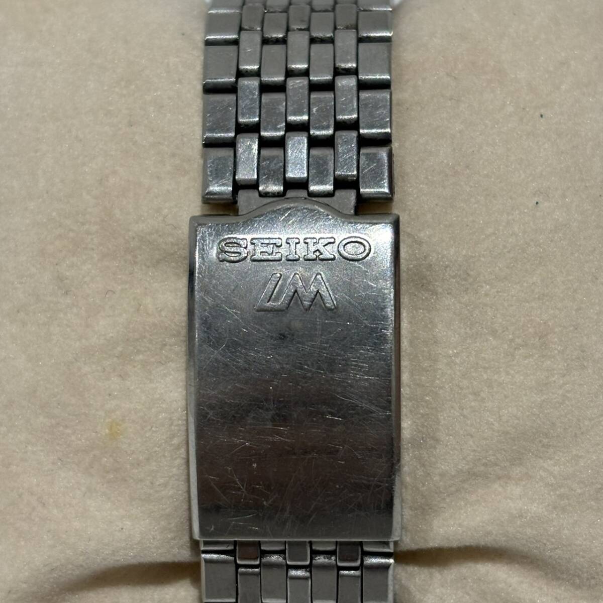 【AMT-11131】SEIKO ロードマティック セイコー 5606-6010 腕時計 稼働品 メンズウォッチ 自動巻き デイデイト 25石 時計 ヴィンテージ_画像9