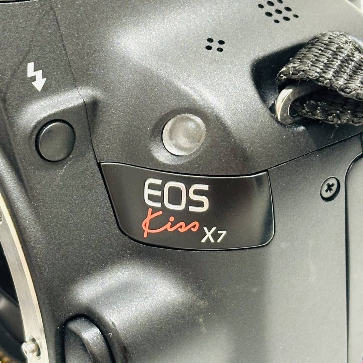 【AMT-11229】Canon キャノン DOUBLE ZOOM KIT EOS Kiss X7 デジタル 一眼レフ カメラEF-S18-55mm EF-S55-250mm 付属品有 通電確認済_画像4