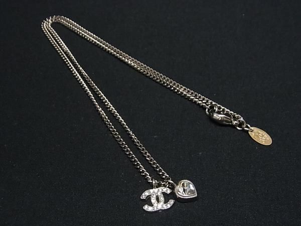 1 jpy # beautiful goods # CHANEL Chanel here Mark 06P rhinestone necklace pendant accessory lady's silver group FA5344