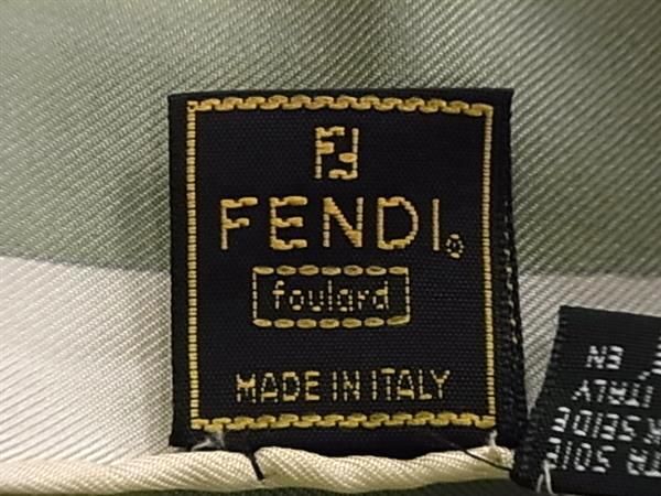 1円 ■美品■ FENDI フェンディ シルク100% バッグ パンプス 大判 スカーフ ストール ショール レディース マルチカラー FA6413の画像4