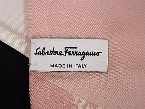 ■新品■未使用■ Salvatore Ferragamo フェラガモ シルク100% 総柄 ツイリー リボンスカーフ レディース ピンク系 AV8716_画像4