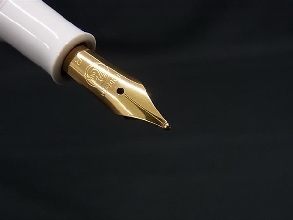 1円 ■極美品■ Pelikan ペリカン クラシック M200 万年筆 筆記用具 文房具 ステーショナリー レディース ホワイト系×ブルー系 FA6556_画像3