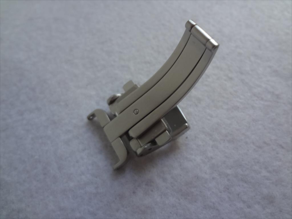 Seiko оригинальный 7T82-0AE0 кожаный ремень для пряжка хвост таблеток ширина 18mm серебряный цвет B23S51SA00W( старый :DG57AW-BK00) наручные часы частота для Buckle