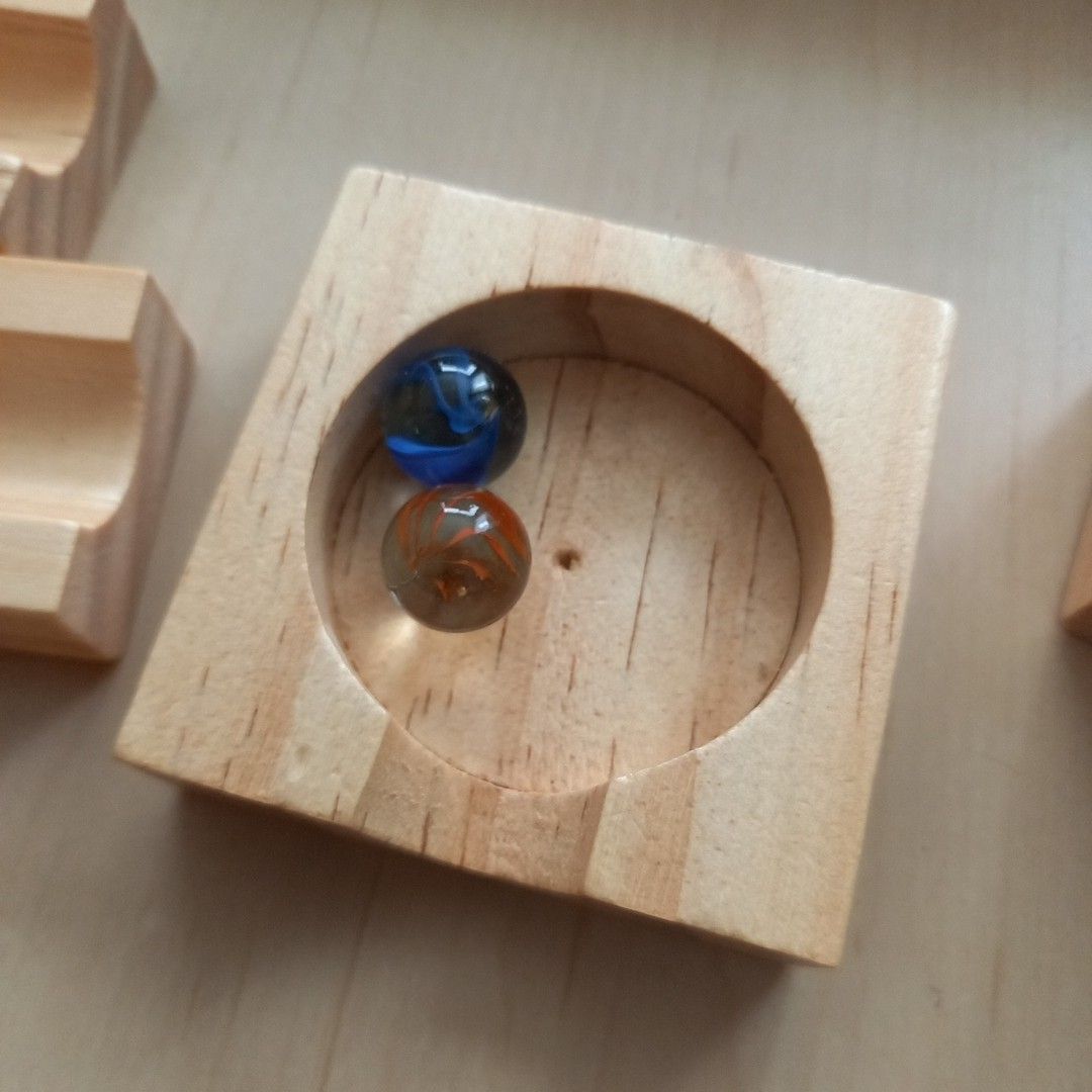 中古　木製知育ブロック　モコロン　知育玩具　ビー玉転がし つみき KUMON 木製玩具 エドインター 積み木