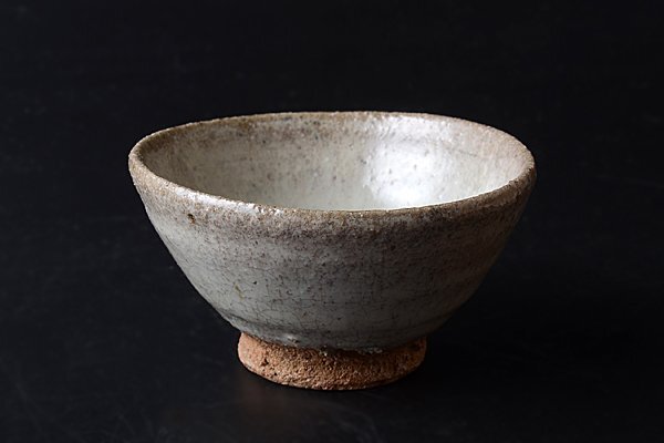 t-u123v good v small river .. un- higashi . Karatsu guinomi sake cup and bottle inspection human national treasure present-day author .. present-day art interior Contemporary