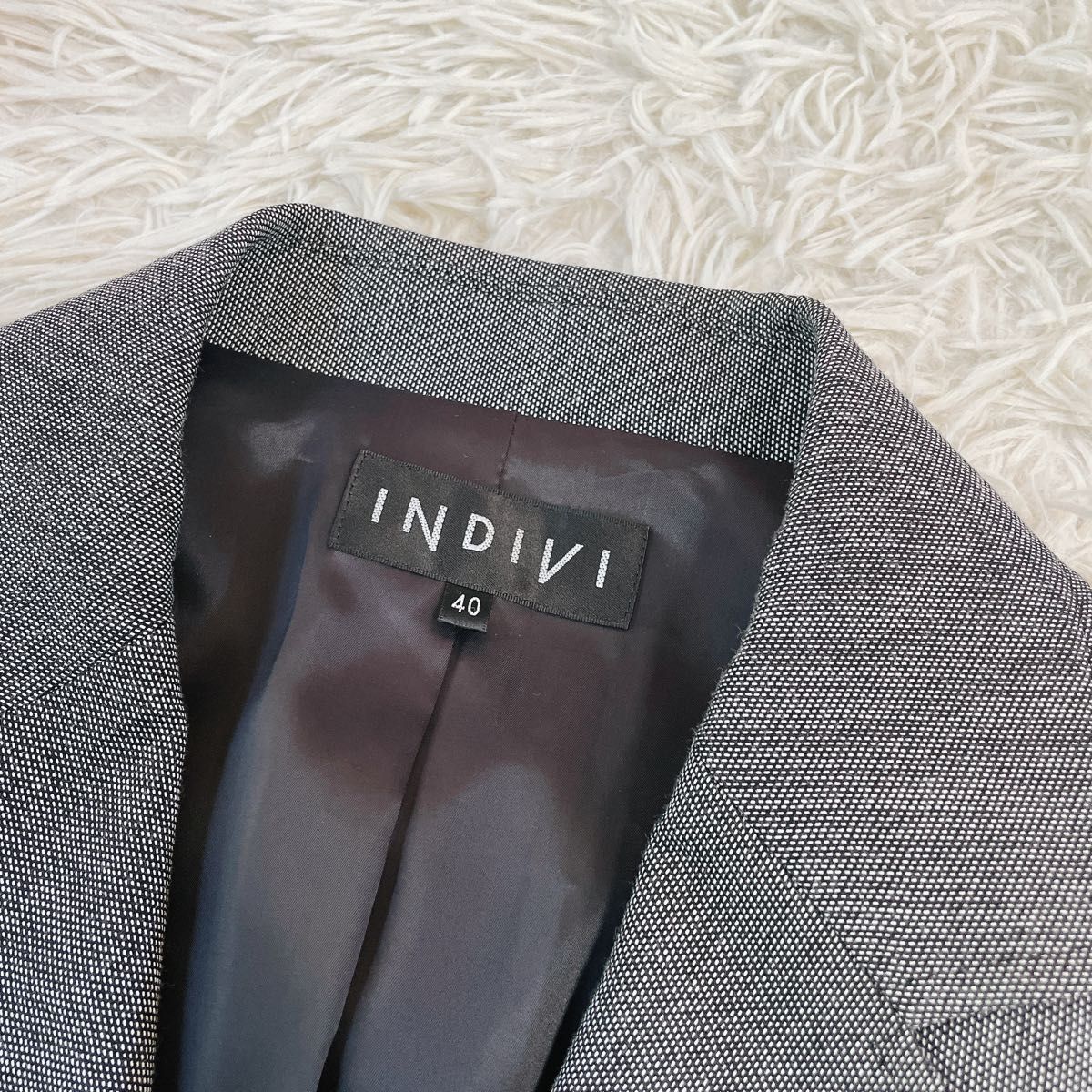 【美品】INDIVI インディヴィ　ビジネスパンツスーツ　1B グレー