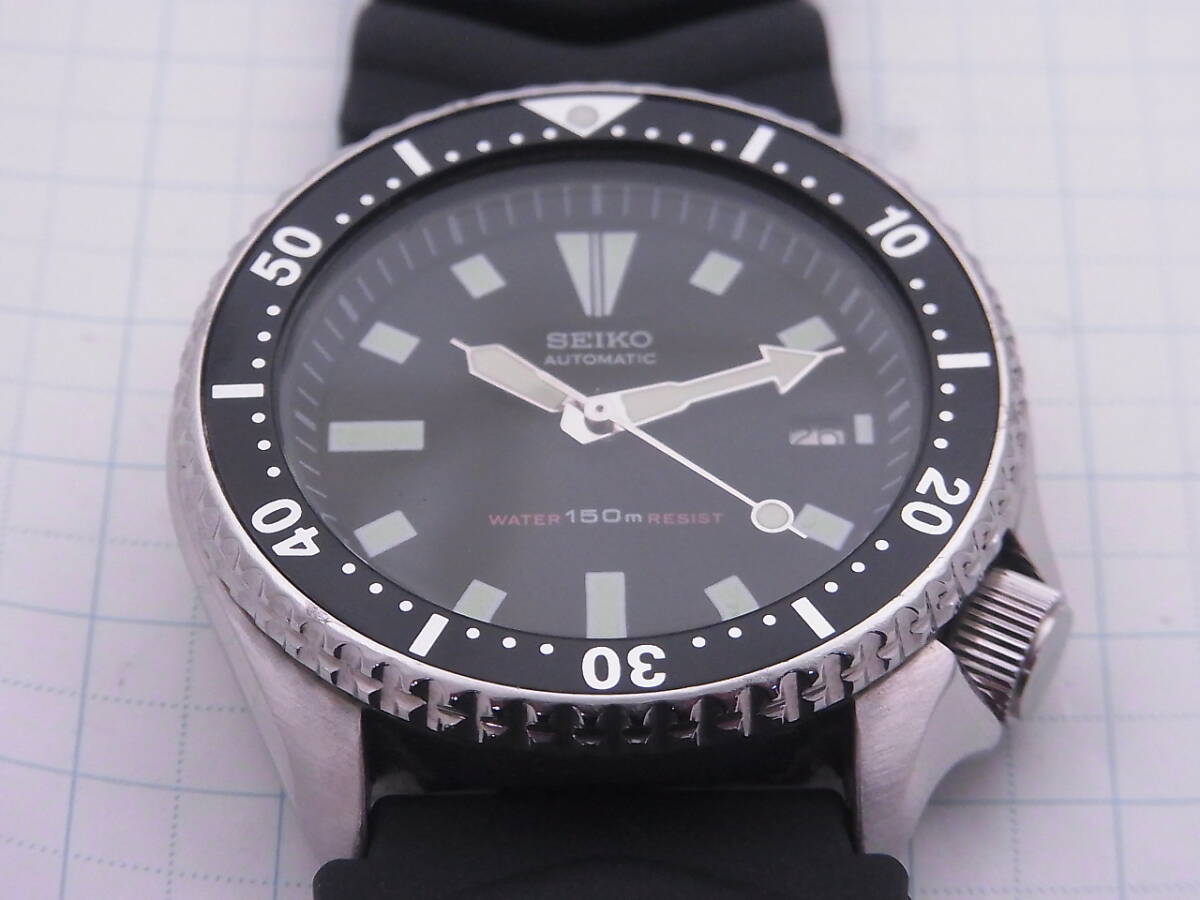 ● セイコーSEIKO デイトダイバー 5th モデル SCUBA DIVERS 7002-7001 A1 赤RESIST 自動巻 ビンテージ時計_画像10