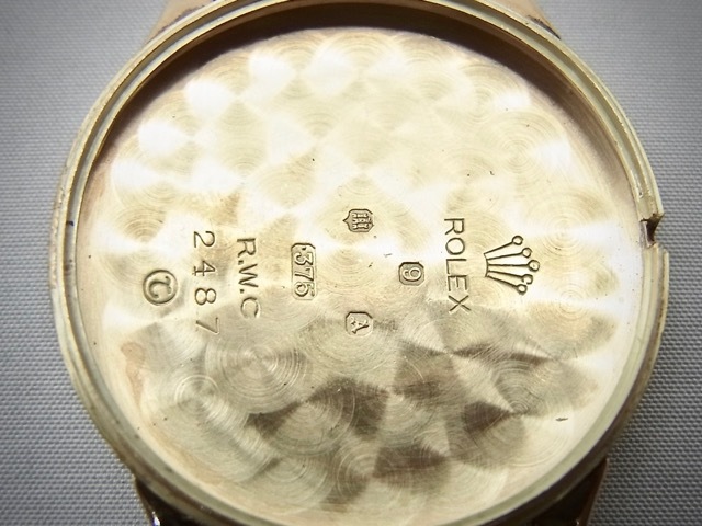 Tudor (te.-da-* Tudor ) 9 pure gold dore Swatch 1950 period 