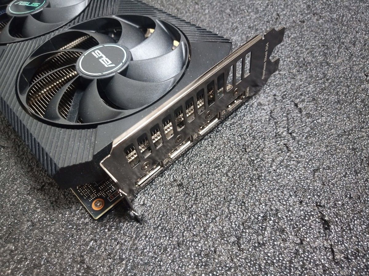 ASUS GeForce RTX3060 Ti 8GB