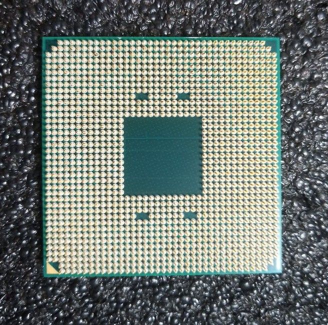 AMD Ryzen7 5700X 8コア