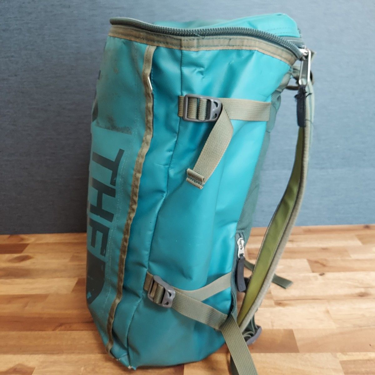 THE NORTH FACE ヒューズボックス バックパック リュック緑 THE NORTH FACE ヒューズボックス バックパック リュック緑