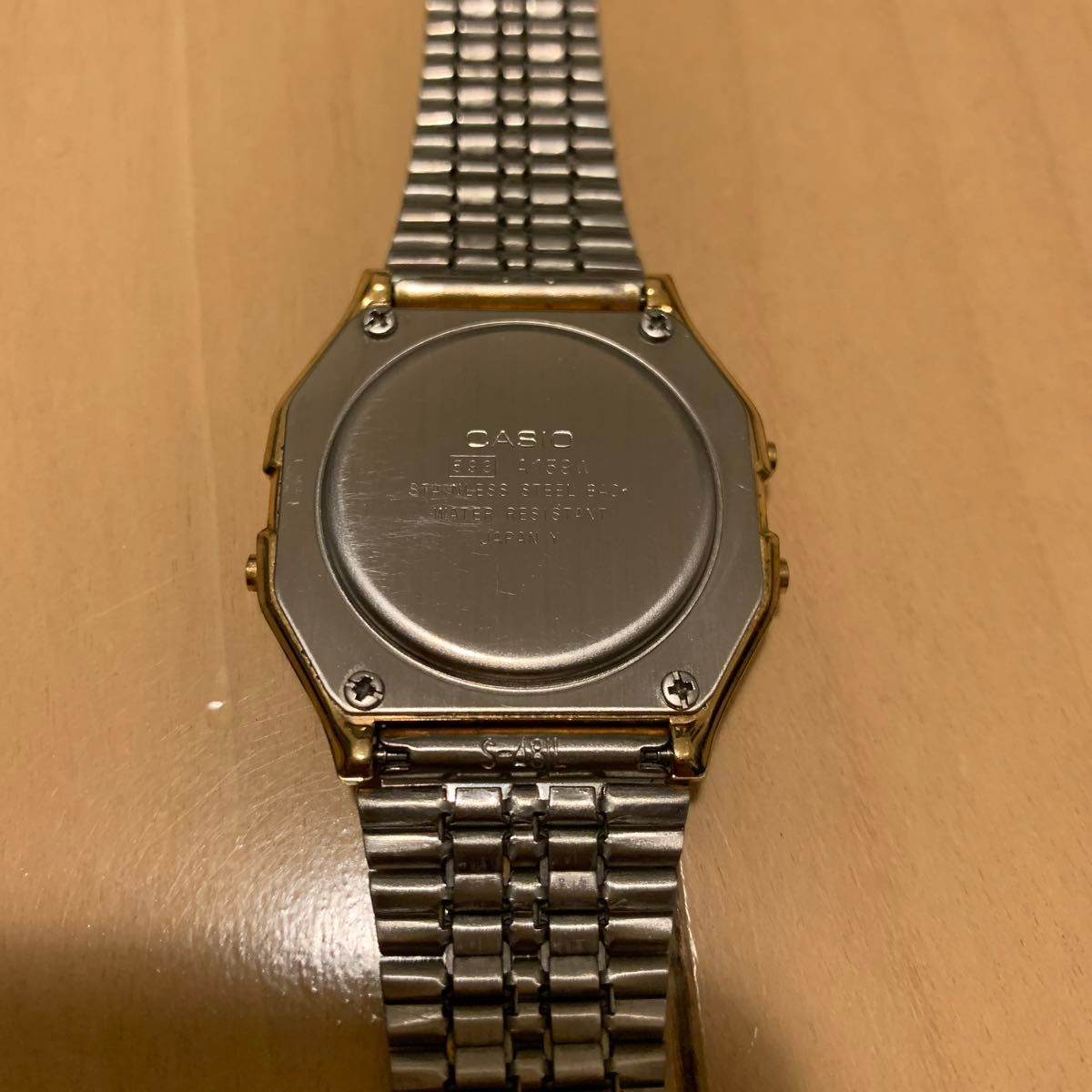 CASIO カシオ A159W デジタル 腕時計 ゴールド