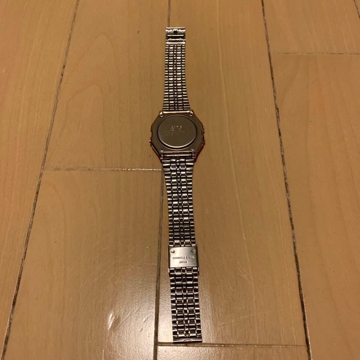 CASIO カシオ A159W デジタル 腕時計 ゴールド