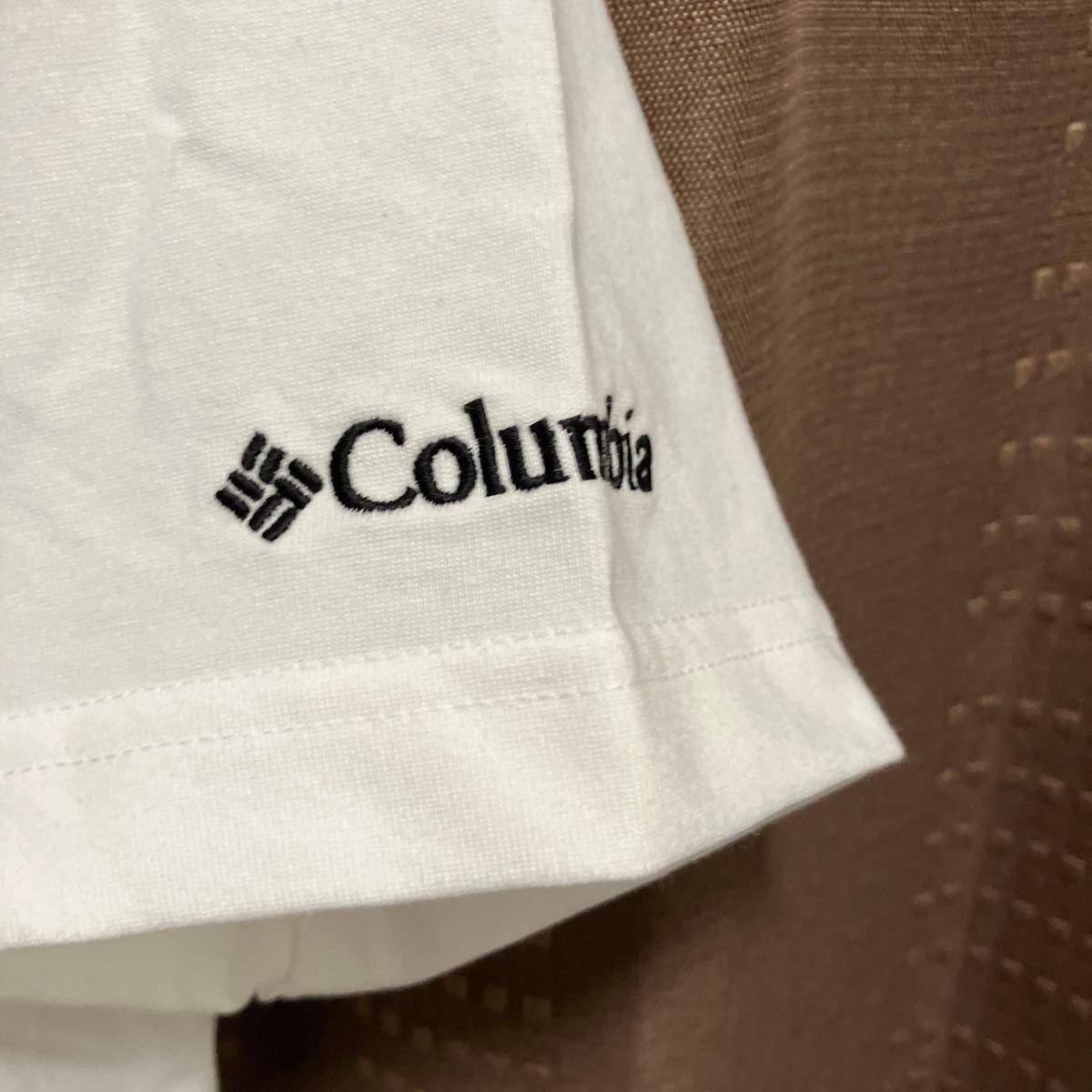 Columbia  Tシャツ 半袖　メンズS
