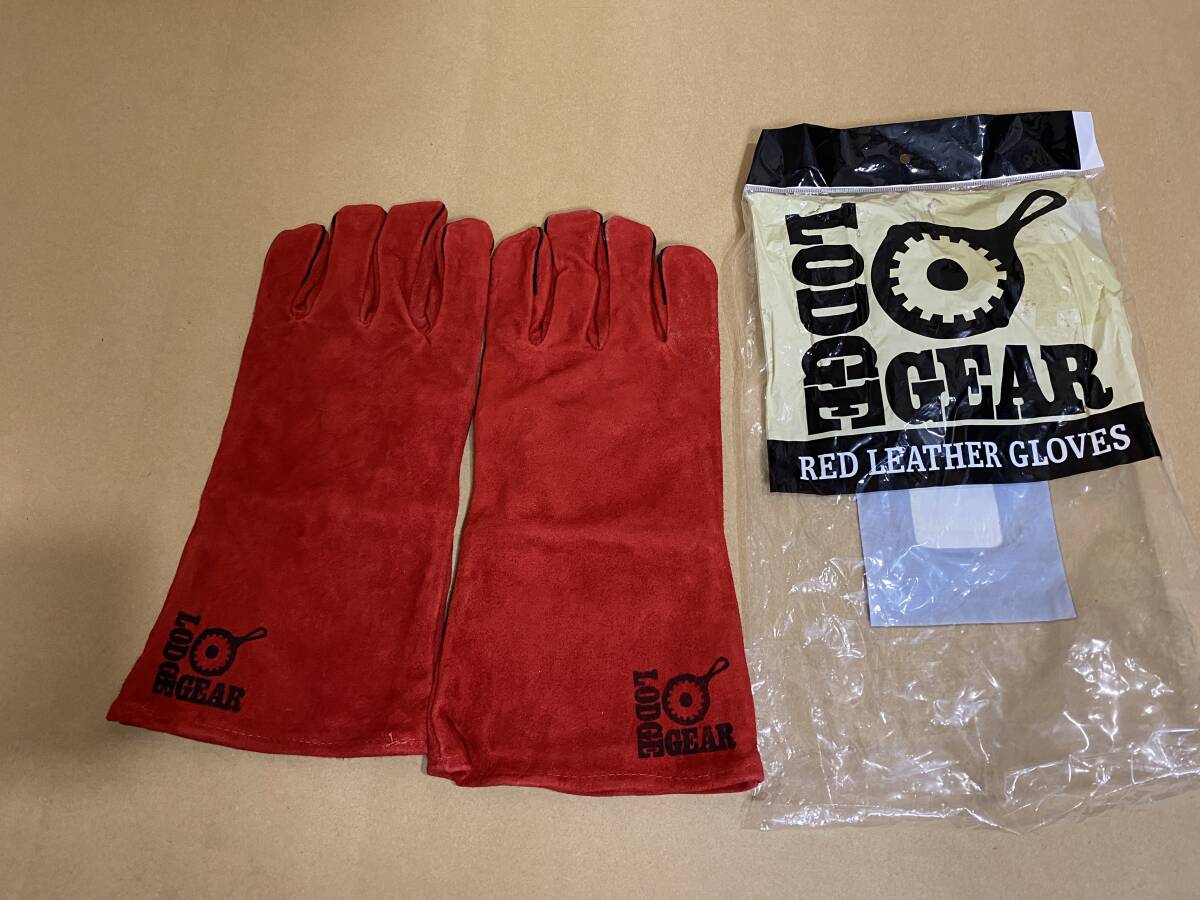 LODGE GEAR　RED LEATHER GLOVES　ロッヂ レッド レザーグローブ　未使用 スノーピークよりロッジ 革手皮手　ダッヂオーブン　たき火　BBQ_画像1