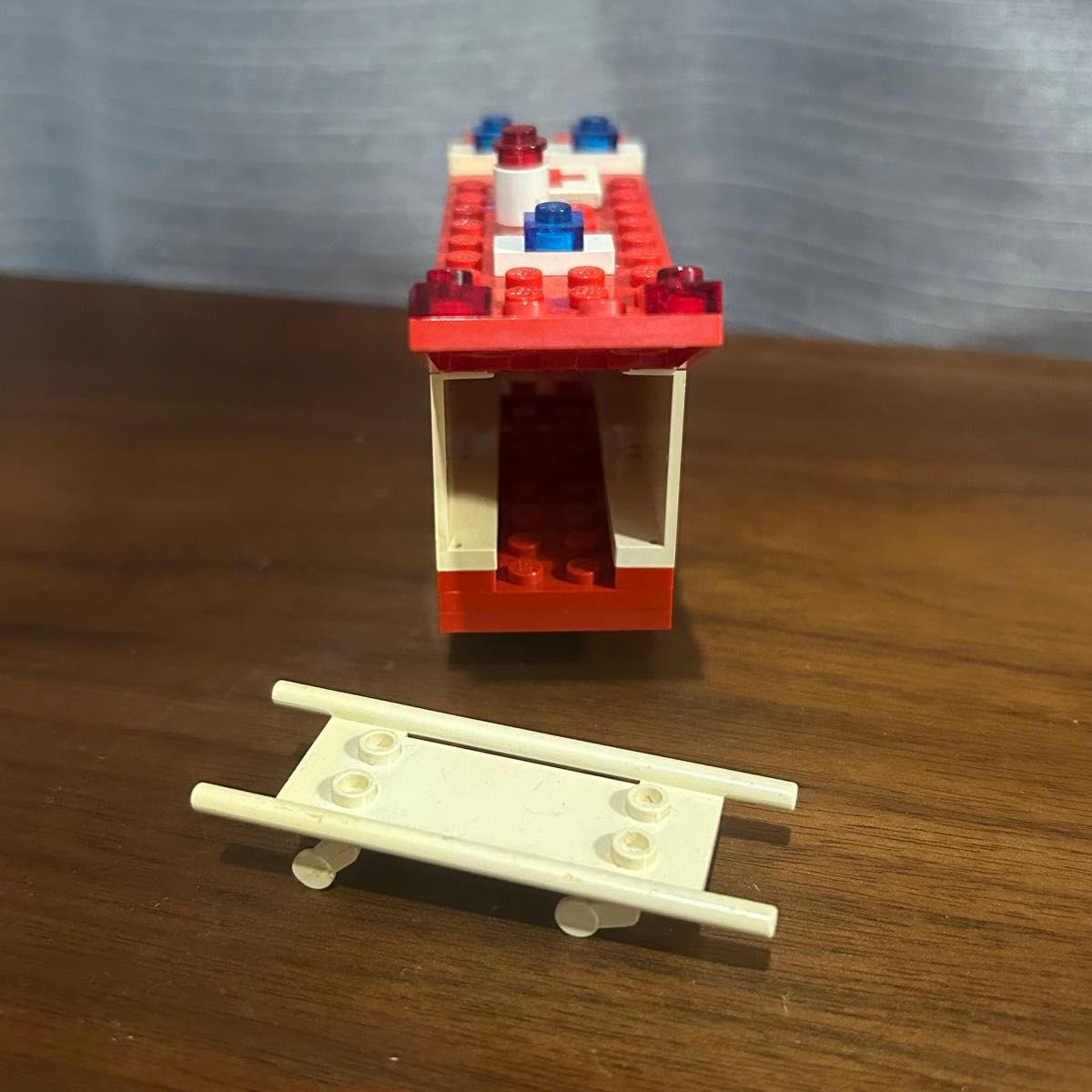 LEGO レゴ 6356 救急飛行機 街シリーズ 救急車 赤十字バン ミニフィグ