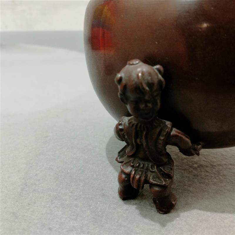 #5330 白峰 高岡銅器 唐銅製 香炉 童子 茶道具 13cm 中国雑貨 金属 伝統工芸 民芸雑貨 小物 インテリアの画像3