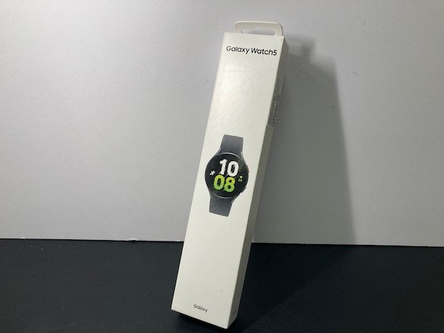 中古品 サムスン SAMSUNG Galaxy Watch5 44mm LTE/Bluetoothモデル SM-R915FZAAKDI スマートウォッチの画像1