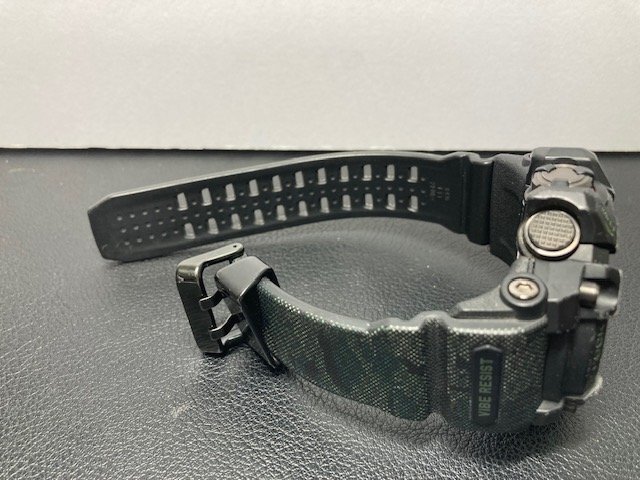 中古品　腕時計　G-SHOCK　カシオ　GWG-1000MH-1AJR　_画像4