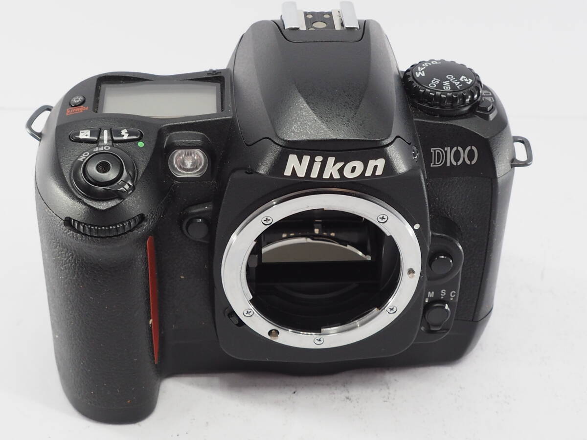 ★実用美品★ ニコン NIKON D100 ボディ ★バッテリーのみ ★完動品 ＃A455_画像2