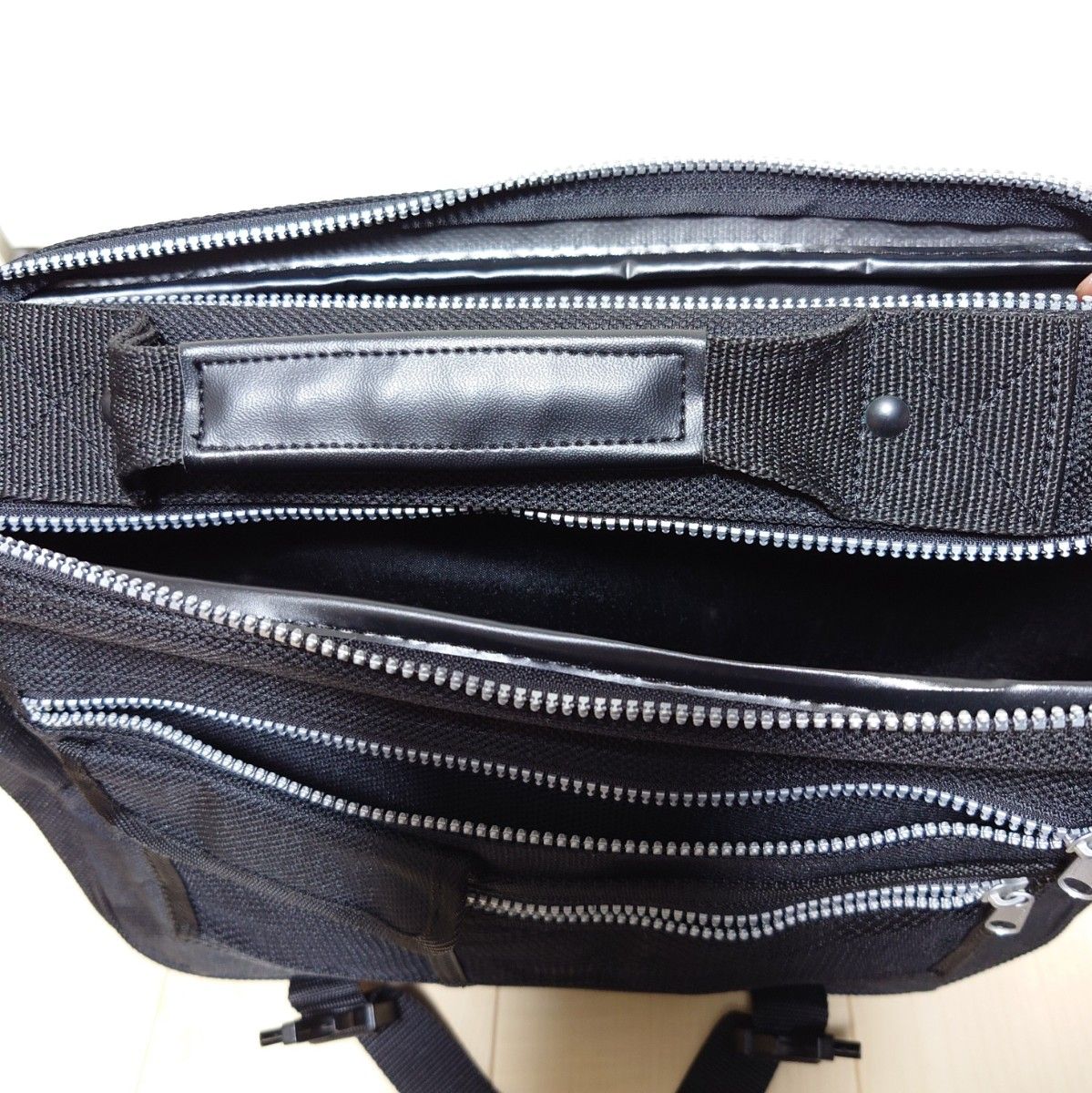 ビジネスバッグ PCバッグ ショルダーベルト付 メンズ ブラック 収納多数 美品