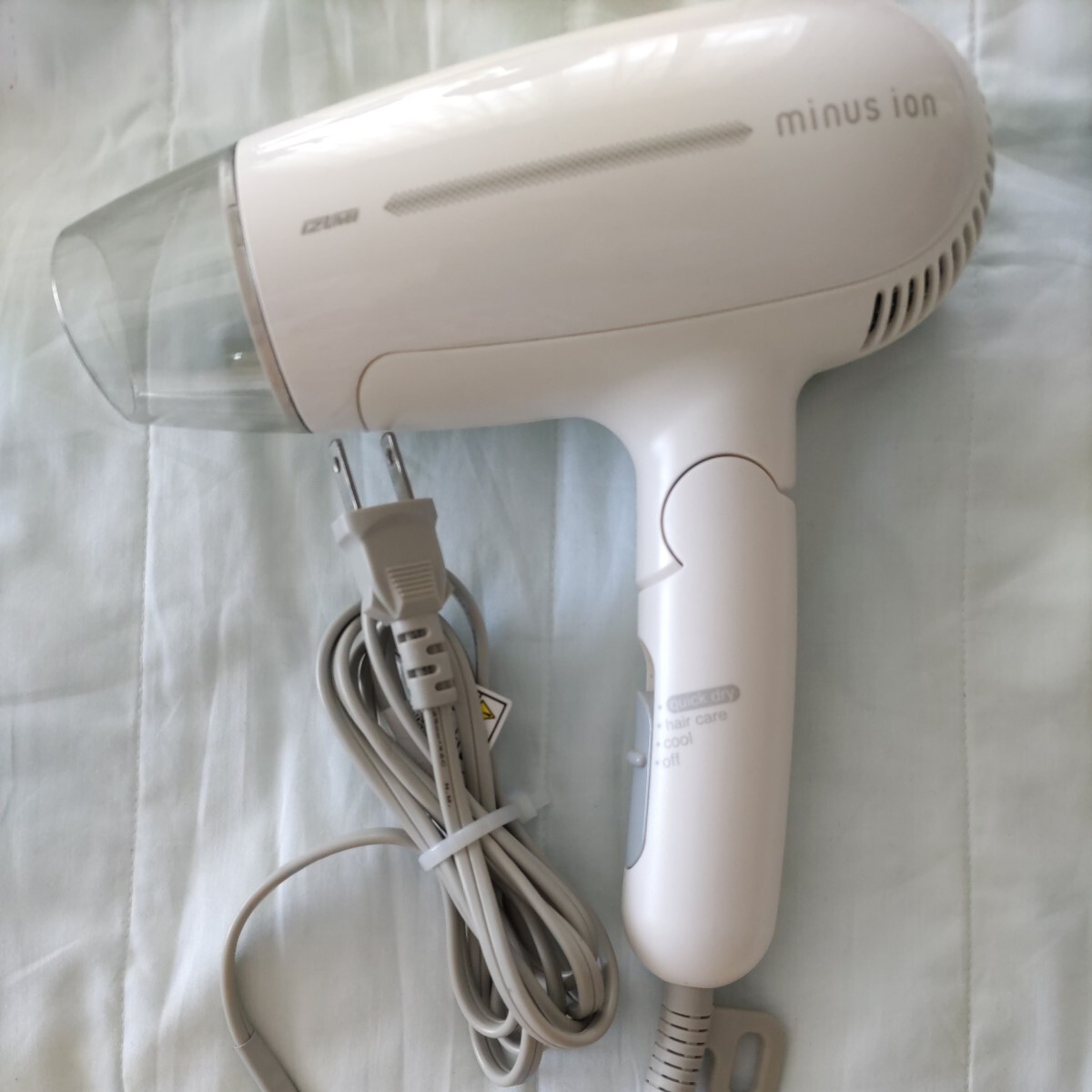 美容　髪　ヘアドライヤー　IZUMI minus ion 1200W Ano2_画像1