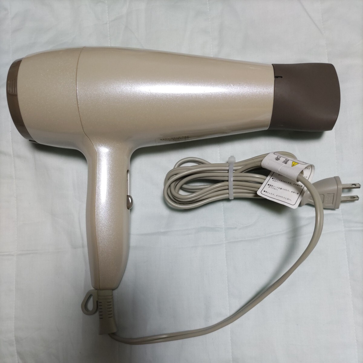 美容　髪 ヘアドライヤー　Low Temperature Dryer 1200W 株式会社　髪美人育成プロジェクトKDAA-G1 C no5　ゆうパック60_画像6