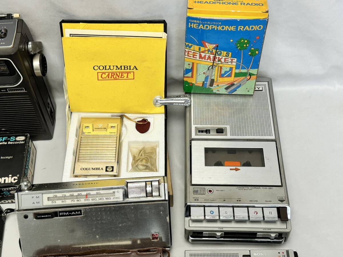 AZ-902 radio radio-cassette cassette recorder summarize Showa Retro SONY WM-F203 TC-1000B Kanebo cosme tiksNational RF-800 other 