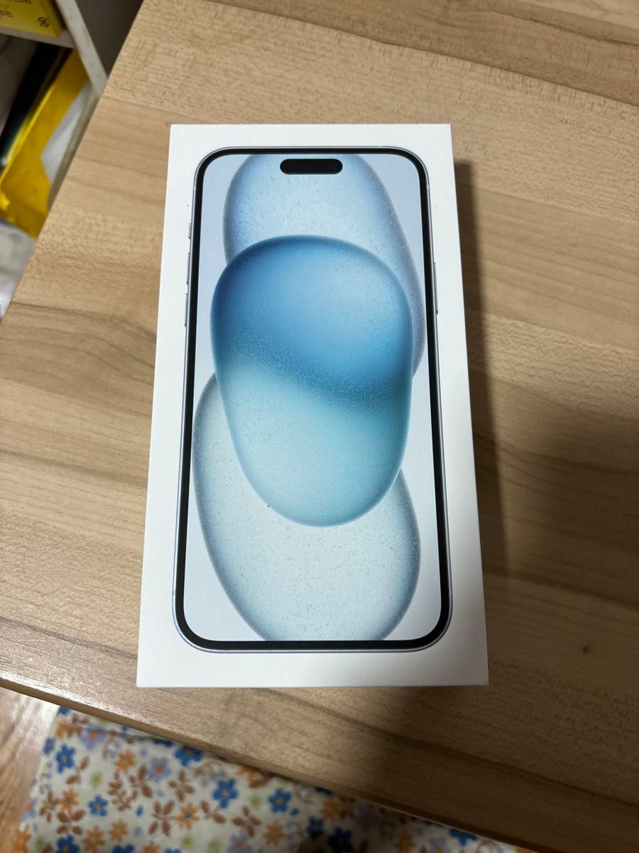 アップル Apple iPhone 15 Plus プラス 128GB ブルー|