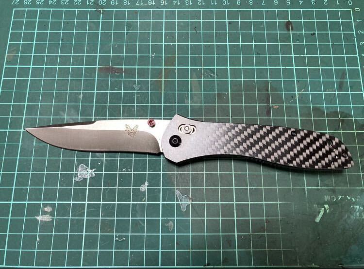 Benchmade ナイフ 。ベンチメイド 登山 釣り キャンプ ブッシュクラフト クマ対策 護身用 狩猟 鹿狩 猪狩 熊狩 クマ_画像3