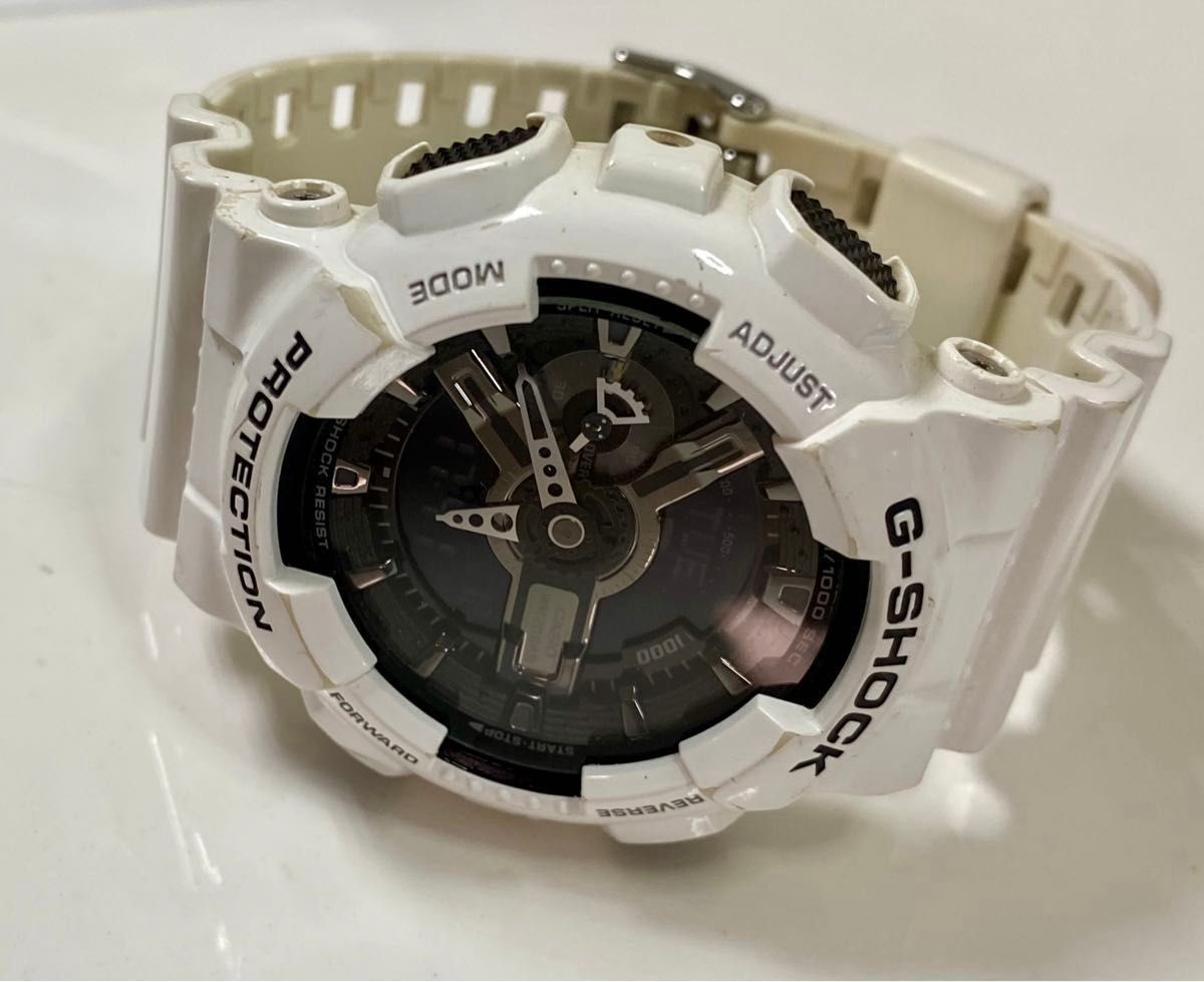 電池交換済美品 CASIO・ G-SHOCK・GA−110GW・カシオ・ジー 電池交換済美品 CASIO・ G-SHOCK・GA−110GW・カシオ・ジー