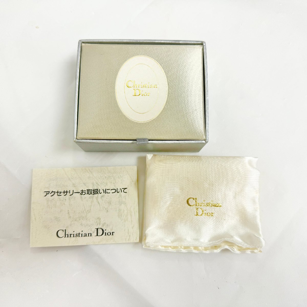  gold gram [27]Christian Dior Christian Dior brooch * case attaching *[ free shipping ]