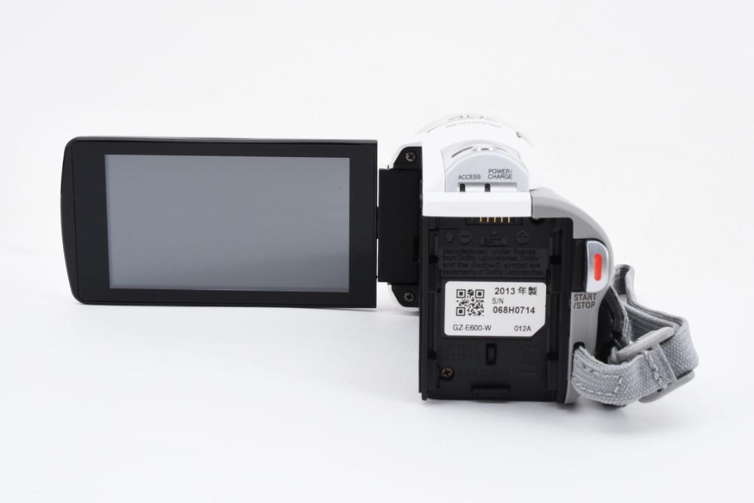 箱付美品JVC GZ-E600 ビデオカメラ BDライター付き ケンウッド　ビクター　バッテリー3個　充電器　説明書　ケーブル_画像4