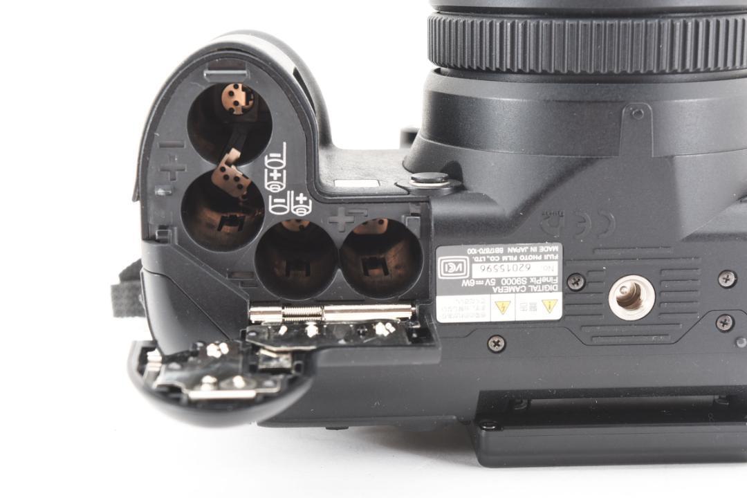 極美品FUJIFILM FinePix S9000　コンパクトデジタルカメラ 富士フィルム　ファインピクス　レンズ一体型　デジカメ　コンデジ_画像8