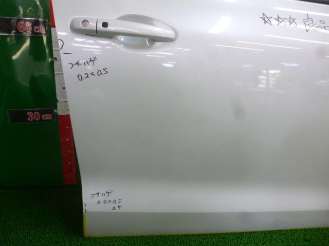 スイフト DBA-ZC83S 右FドアASSY M2E2 68001-52R00 良品☆☆_画像3