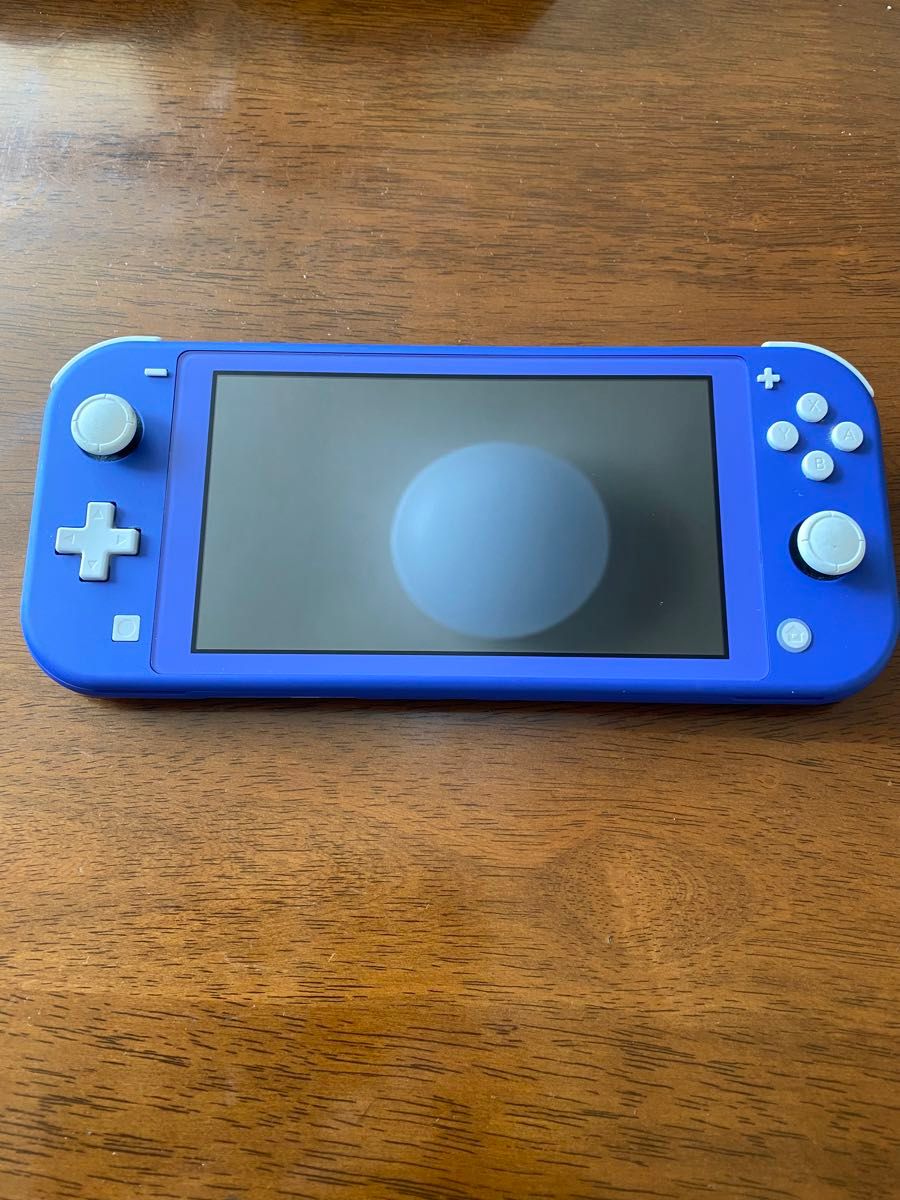 ニンテンドースイッチライト　ブルー Nintendo Switch Lite 任天堂　ポケモン　