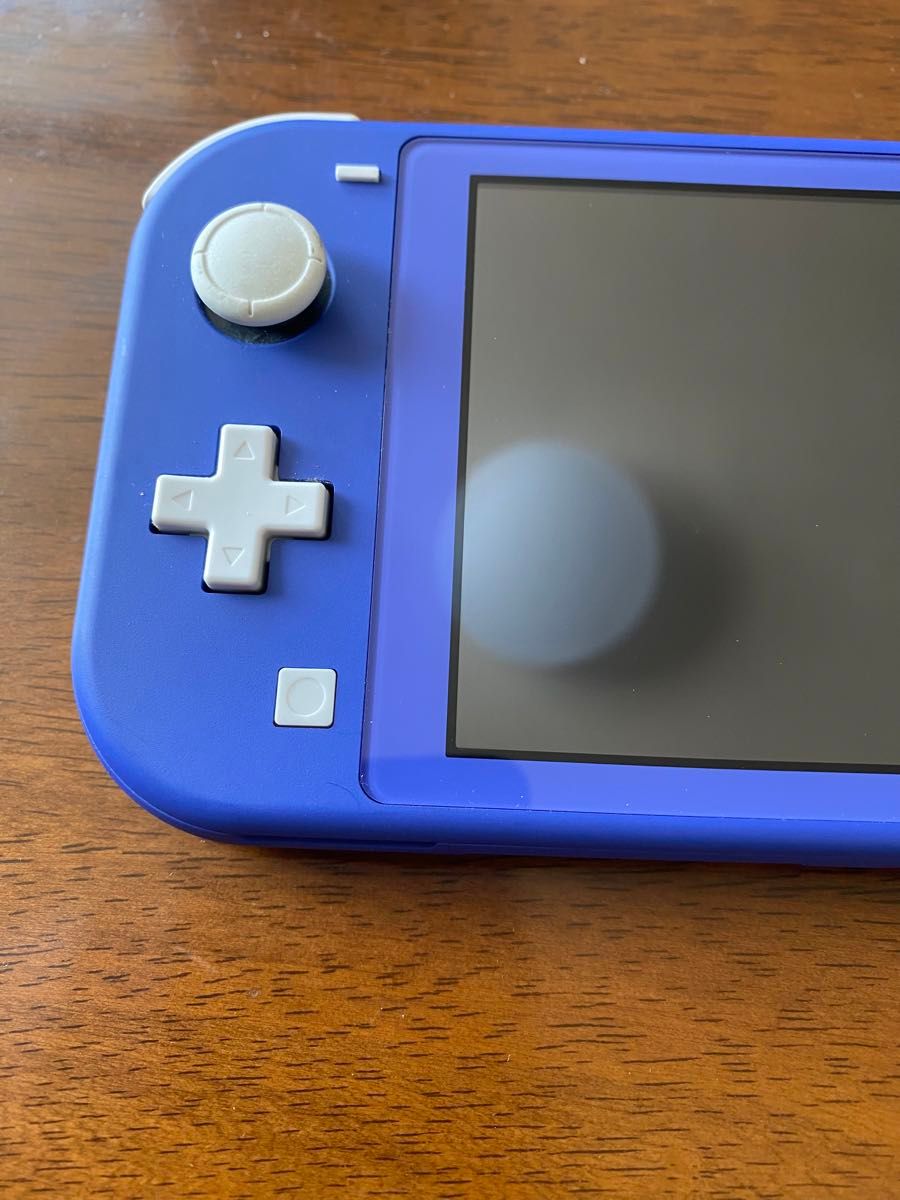 ニンテンドースイッチライト　ブルー Nintendo Switch Lite 任天堂　ポケモン　