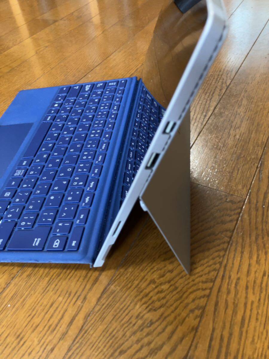 Surface Pro 4 i5-6300U 4GB 128GB дополнение Junk 