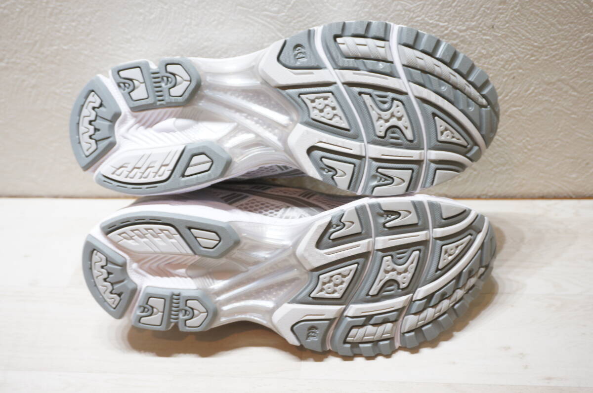 【OR30.O】タグ付き！ asics アシックス GEL-KAYANO 14 スポーツスタイルシューズ スニーカー 26.5㎝ woman 靴 CLOUD GREY CLAY GREY_画像10