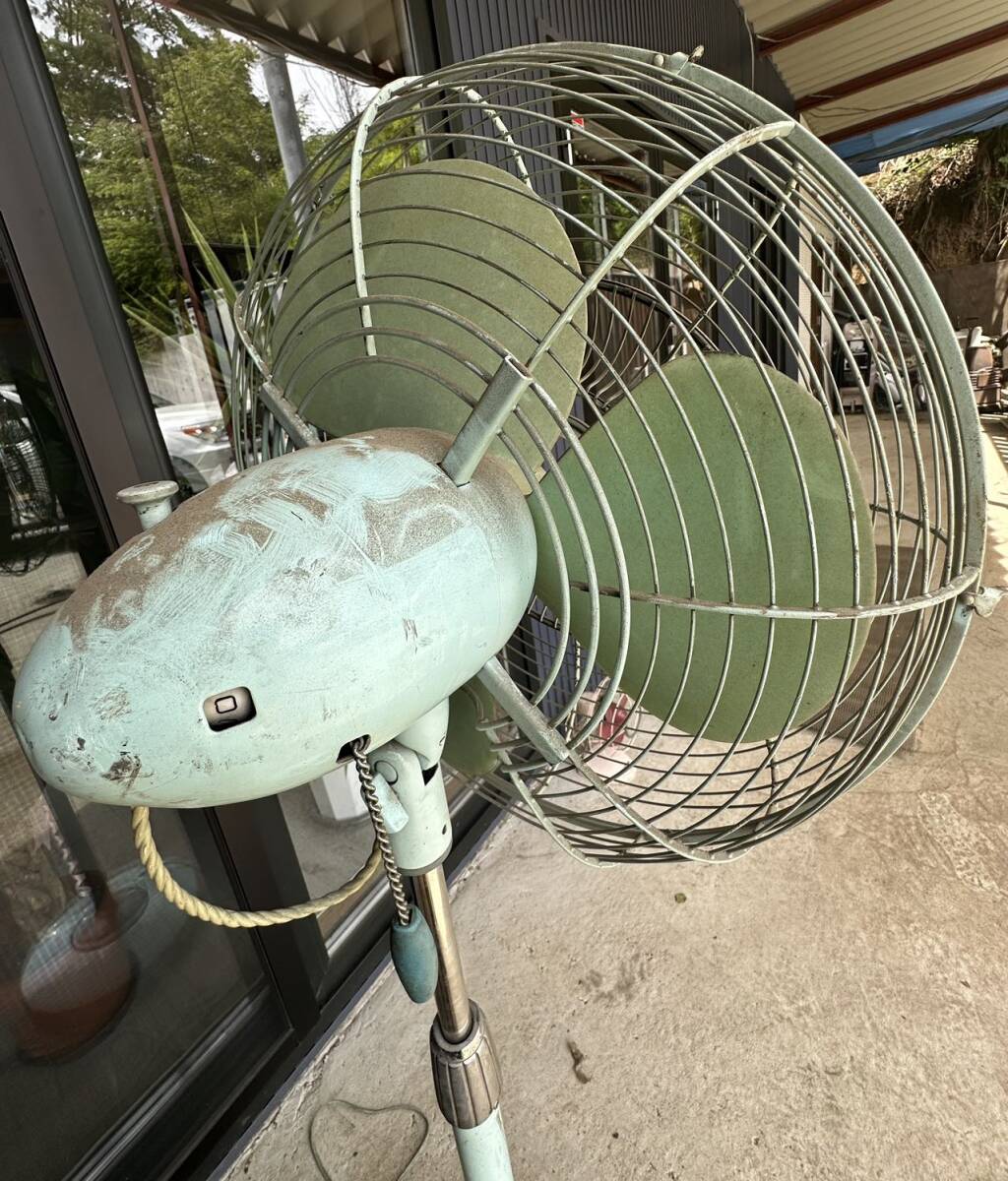  Showa Retro NATIONAL National large stand electric fan green green junk 