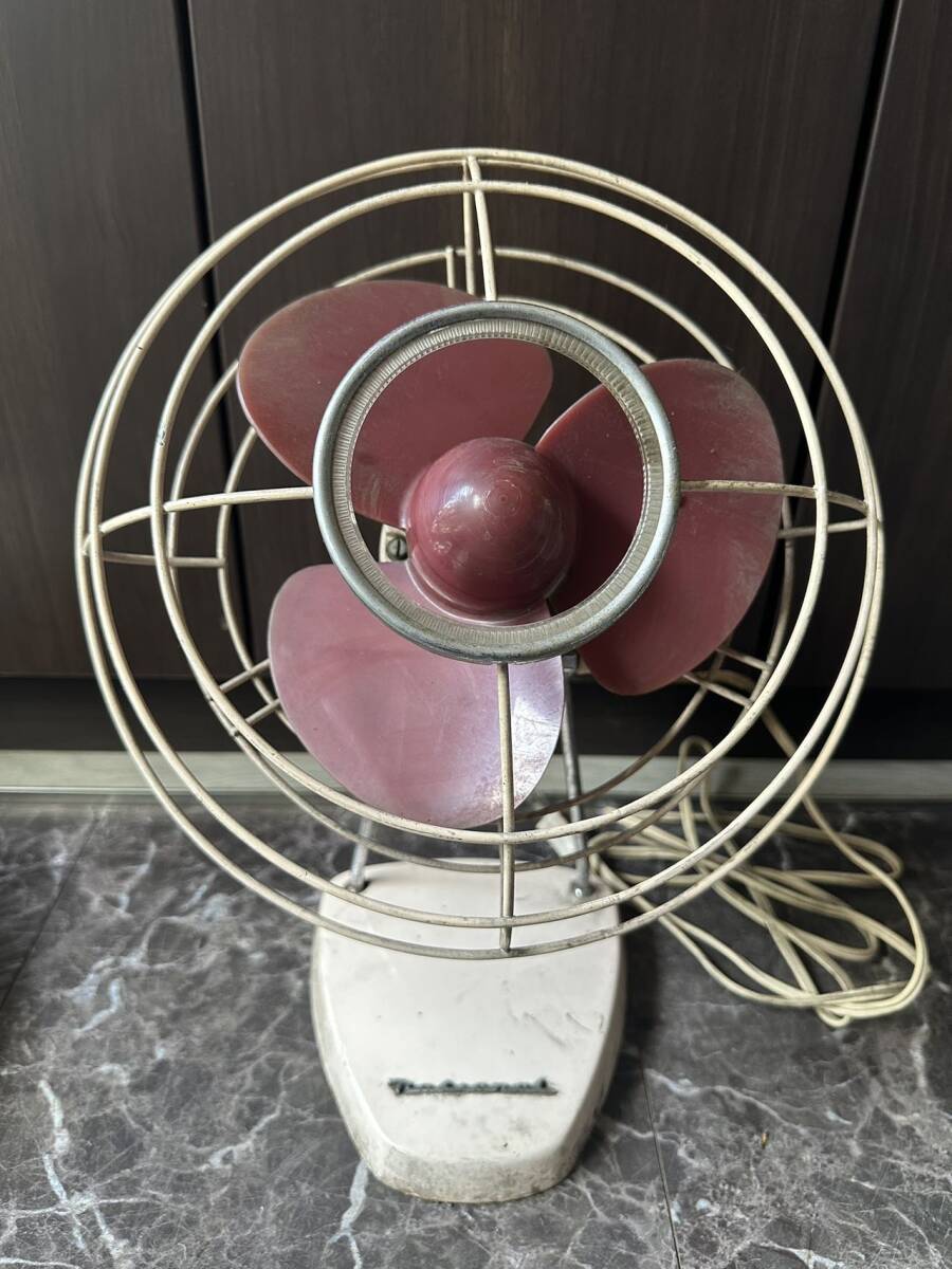 National ナショナル ELECTRIC FAN 扇風機 B-6 3枚羽根 羽根径30cm 金属製筐体 家電 アンティーク 昭和レトロ ジャンク品_画像2