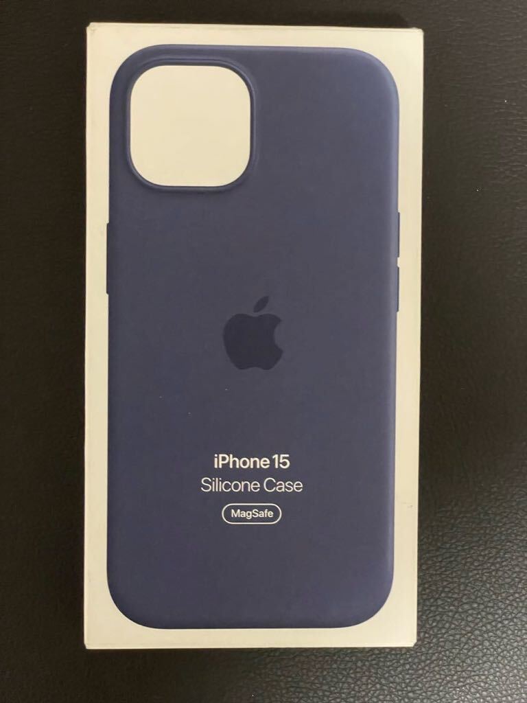 Apple アップル 純正 iPhone 15 シリコンケース・ストームブルー 新品の画像1
