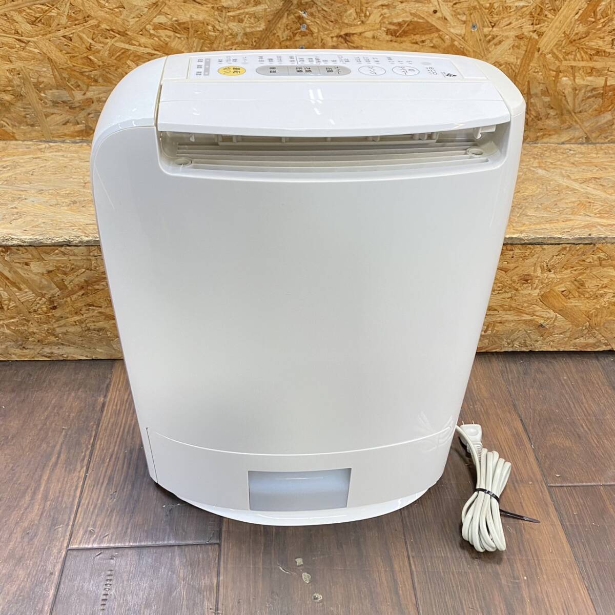  free shipping g20756 Panasonic Panasonic dehumidification dryer nano i-F-YZHX60 7 from 14 tatami clothes dry dehumidifier dehumidification system zeo light type 