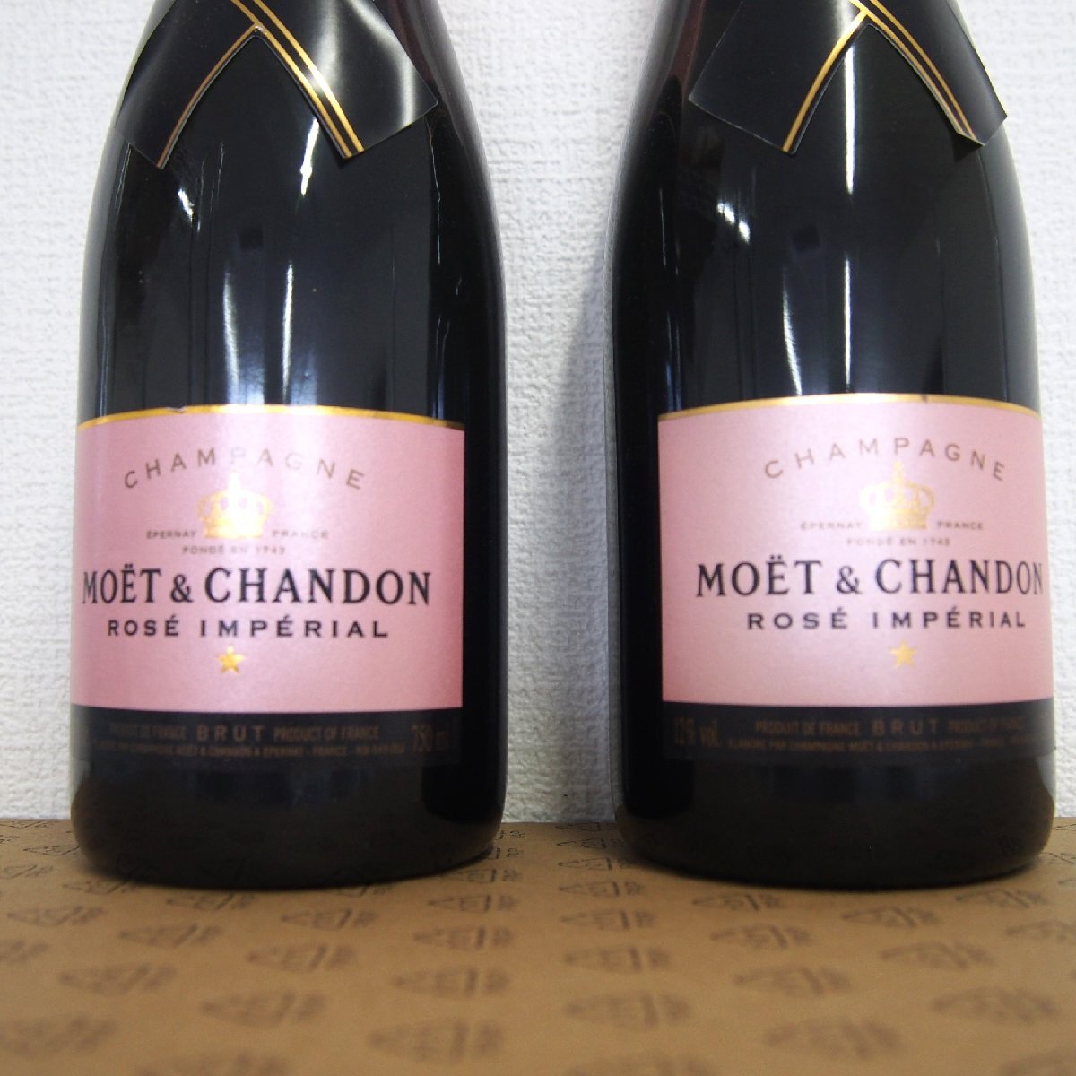 [9356-003S] MOET&CHANDON rose yellowtail .to Anne pe real 2 pcs set [ used * not yet . plug ]moe*e* car n Don champagne 750ml 12%