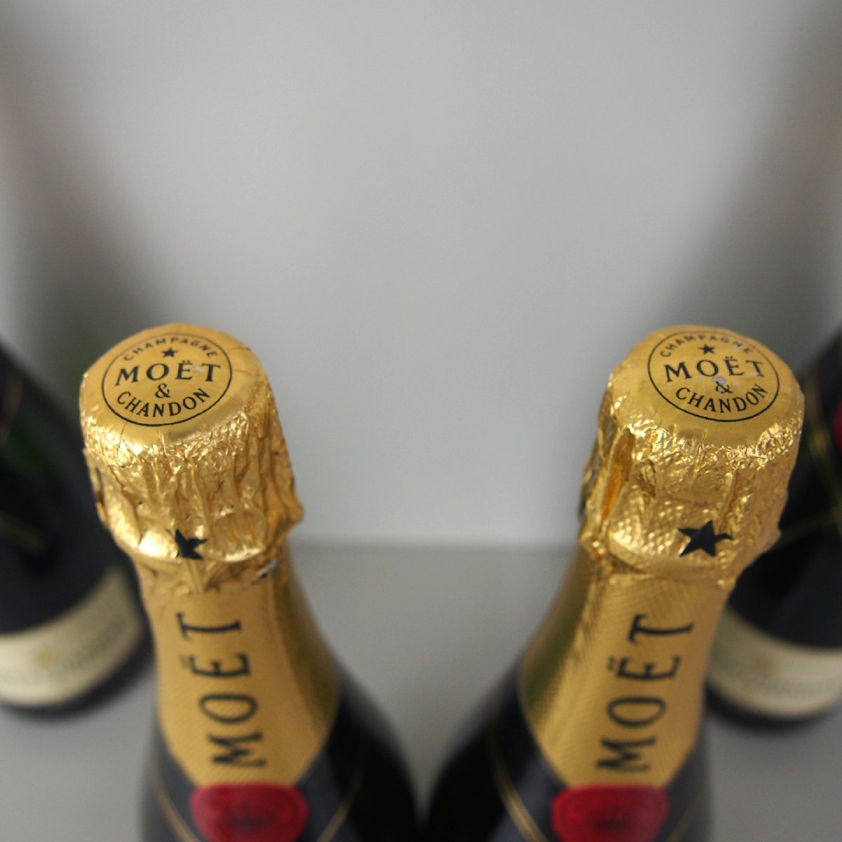 [9356-003S]　MOET&CHANDON　 ブリュット アンペリアル　4本セット 【中古・未開栓】 モエ・エ・シャンドン　シャンパン　750ml 12%　辛口_画像6